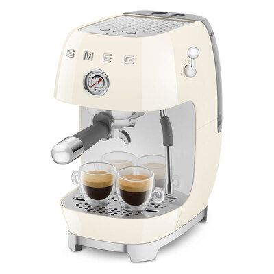�������� ��������� Smeg ECF03CREU