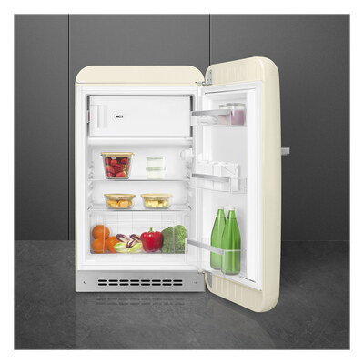 ��������������� ����������� Smeg FAB10RCR6 � ���� 9