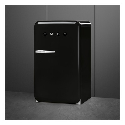 ��������������� ����������� Smeg FAB10RBL6 � ���� 3