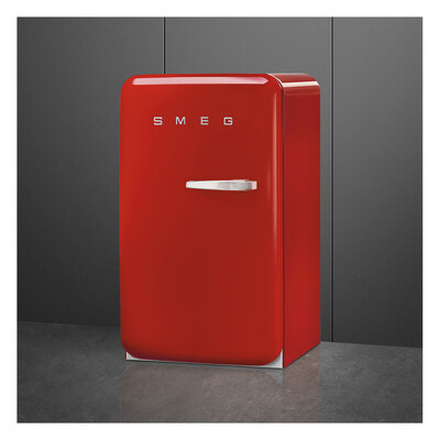 ��������������� ����������� Smeg FAB10LRD6 � ���� 4