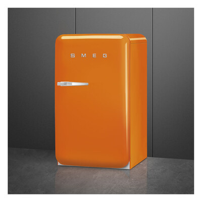 ��������������� ����������� Smeg FAB10ROR6 � ���� 4