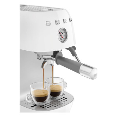�������� ��������� Smeg ECF03WHEU