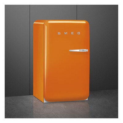 ��������������� ����������� Smeg FAB10LOR6 � ���� 3