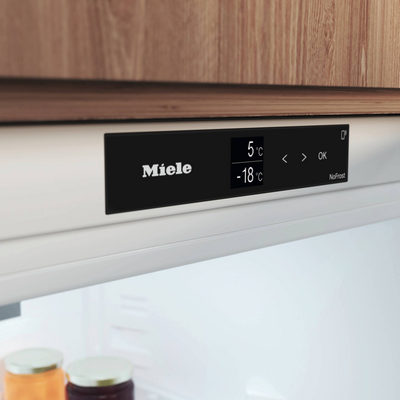 ������������ �����������-����������� Miele KFN 7833 D, ������� KFN7833D � ���� 4