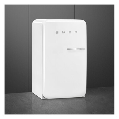 ��������������� ����������� Smeg FAB10LWH6 � ���� 3