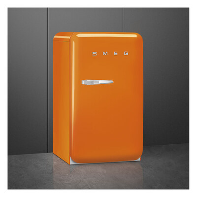 ��������������� ����������� Smeg FAB10ROR6 � ���� 3