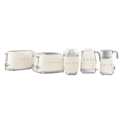 ������ Smeg TSF02CREU