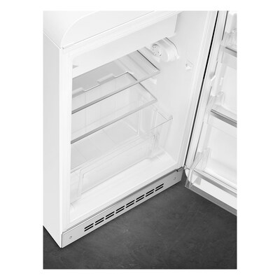 ��������������� ����������� Smeg FAB10RWH6 � ���� 8