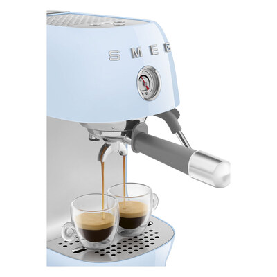 �������� ��������� Smeg ECF03PBEU