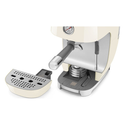 �������� ��������� Smeg ECF03CREU