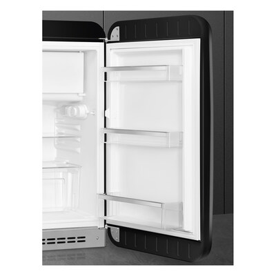 ��������������� ����������� Smeg FAB10RBL6 � ���� 6