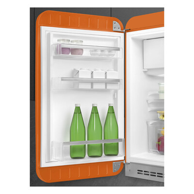 ��������������� ����������� Smeg FAB10LOR6 � ���� 8