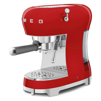 �������� ��������� Smeg ECF02RDEU