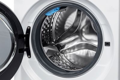 ���������� ������ Midea MF210W105WB/W