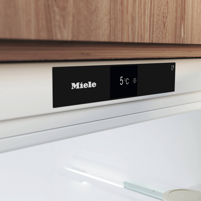 ������������ ����������� Miele KU 7030 D, ������� KU7030D � ���� 4
