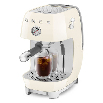�������� ��������� Smeg ECF03CREU